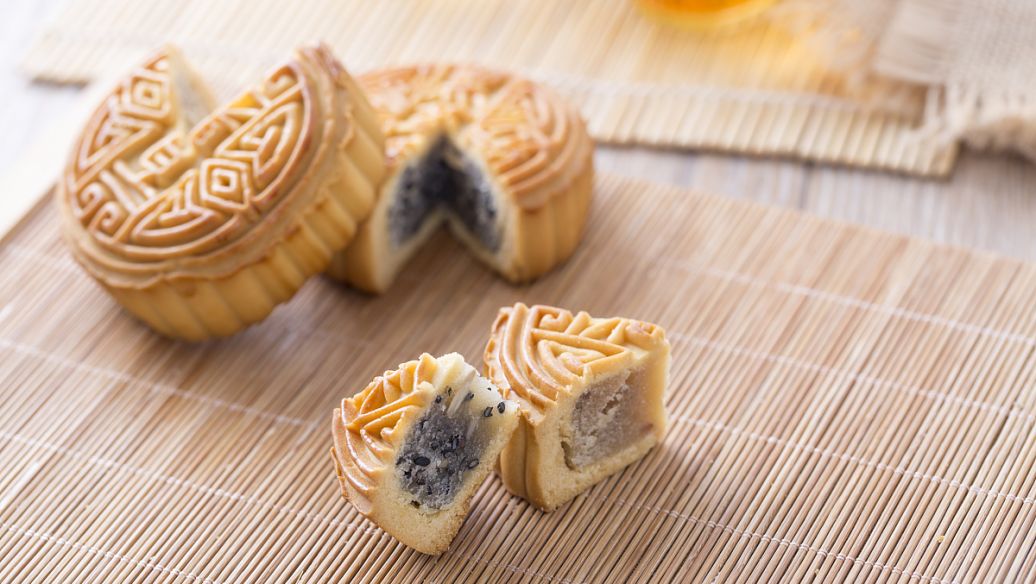 庫爾勒香梨黑眼圈細紋補水眼紋消抗皺祛眼袋提拉緊致
